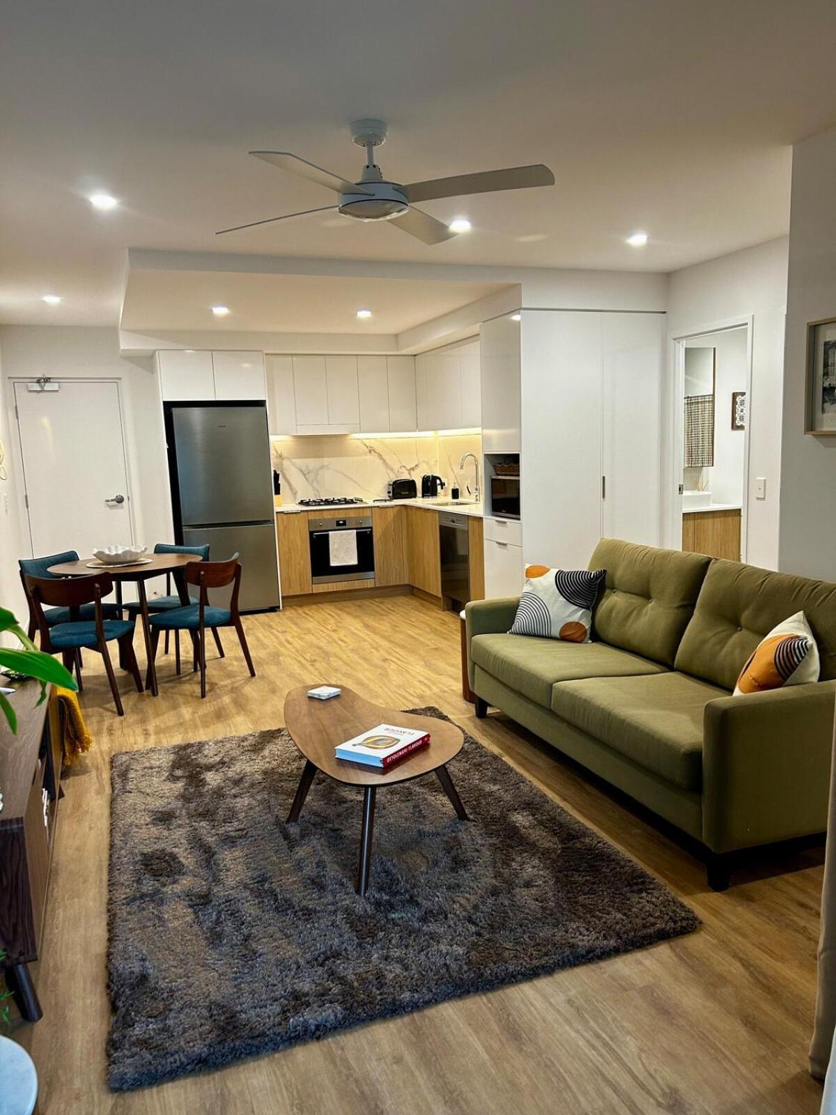 Chermside Apartment *
