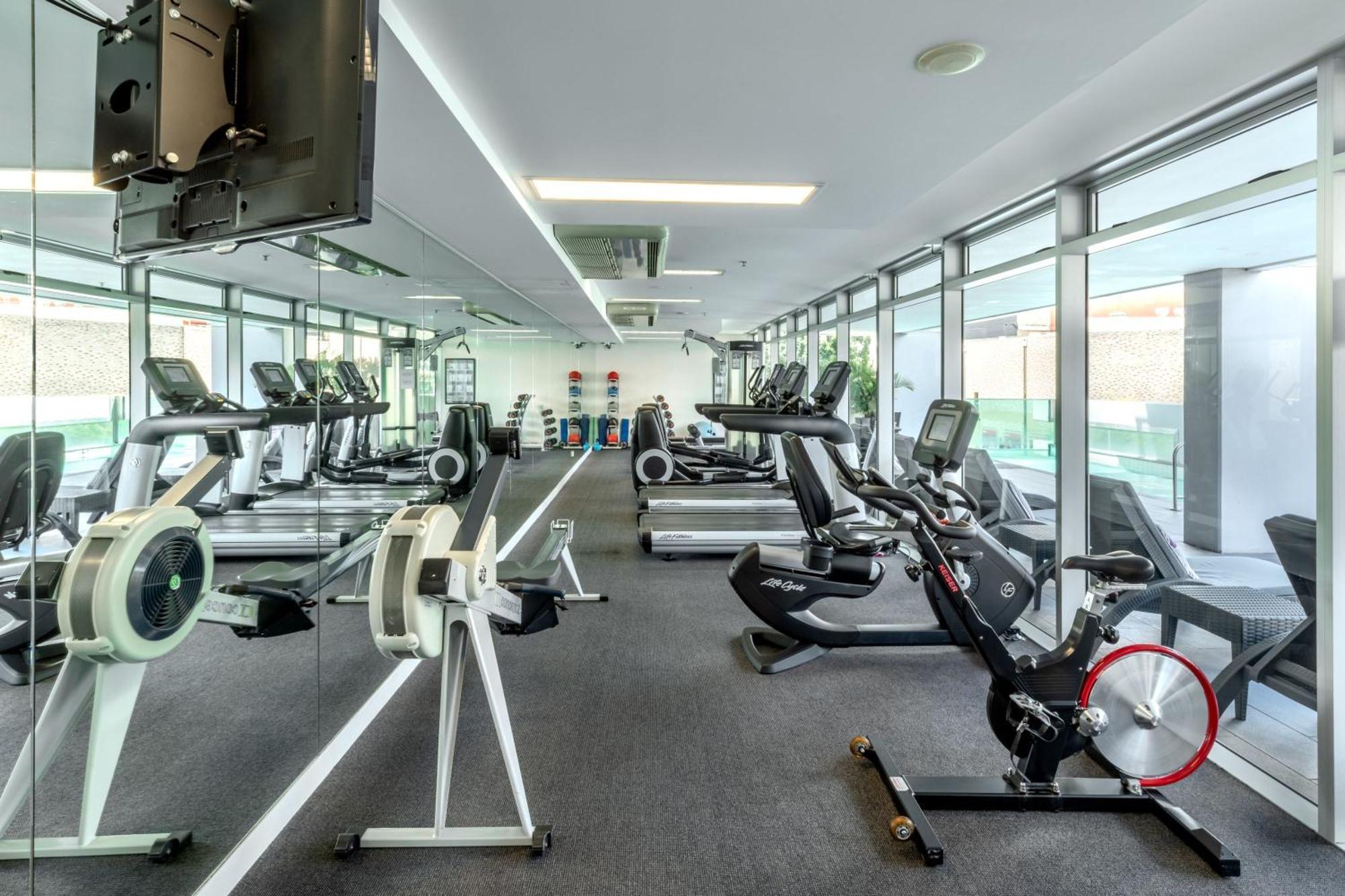 Mantra South Bank 4*