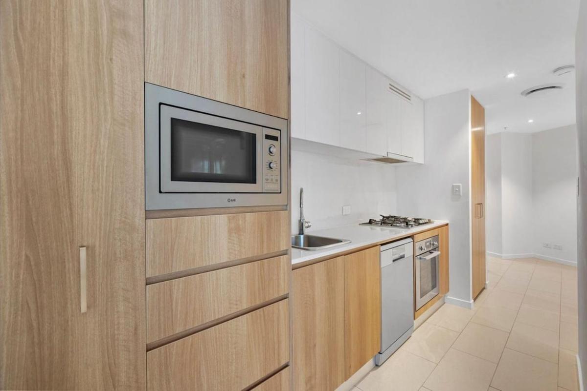 Stylish Cbd 2b Apt-pool & Gym