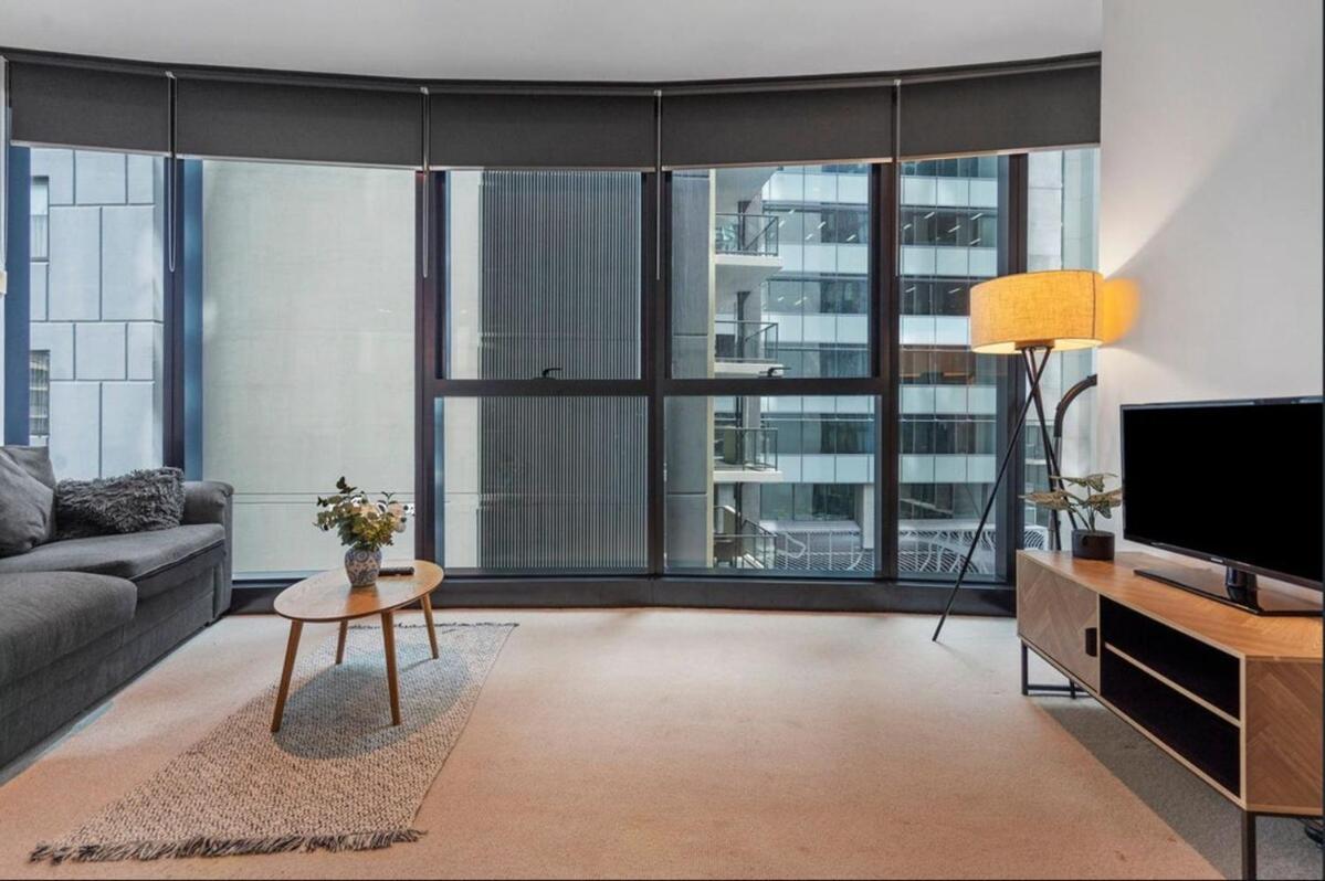 Stylish Cbd 2b Apt-pool & Gym *