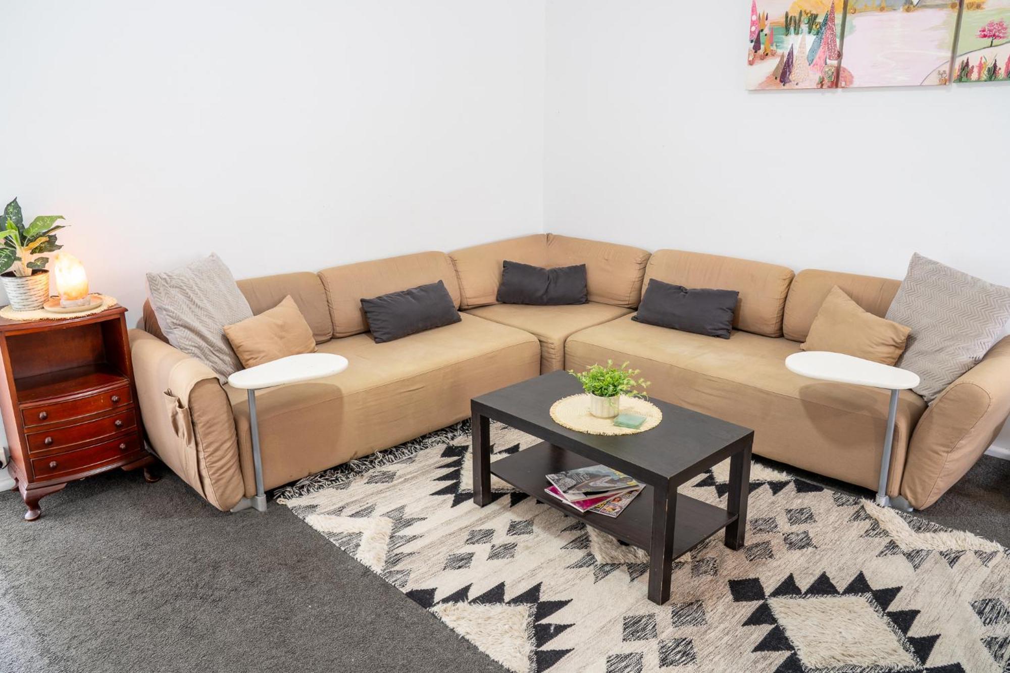 Homestay Hot Tub, Ice Bath, Gym, Sauna, Pool Table Coorparoo Haven