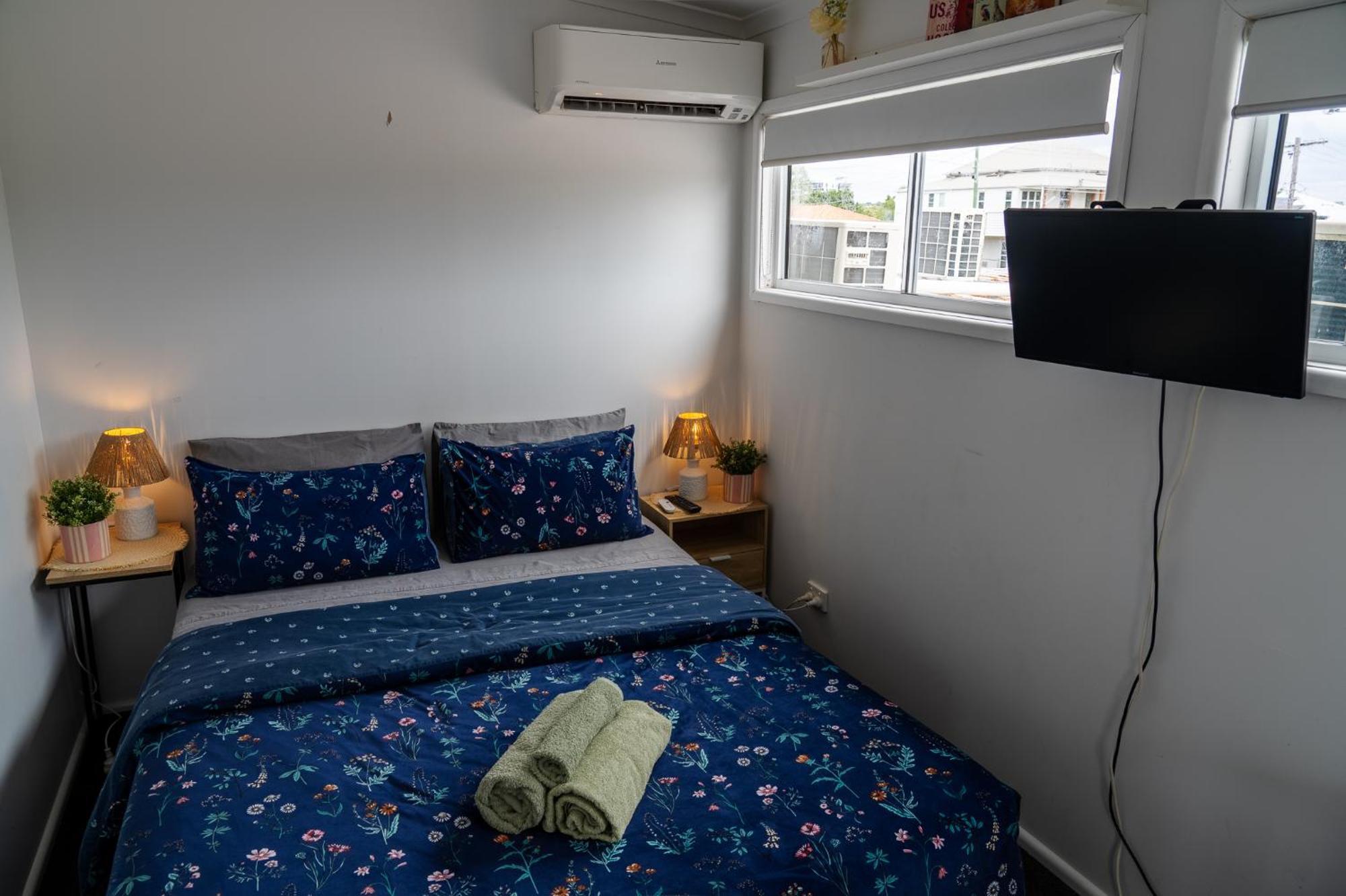 Hot Tub, Ice Bath, Gym, Sauna, Pool Table Coorparoo Haven Brisbane