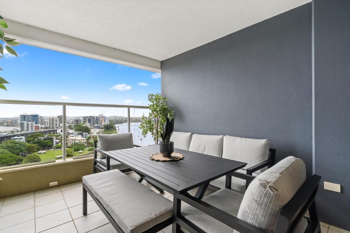 The Executive 1bed-1bath-1car Views - Cbd Brisbane