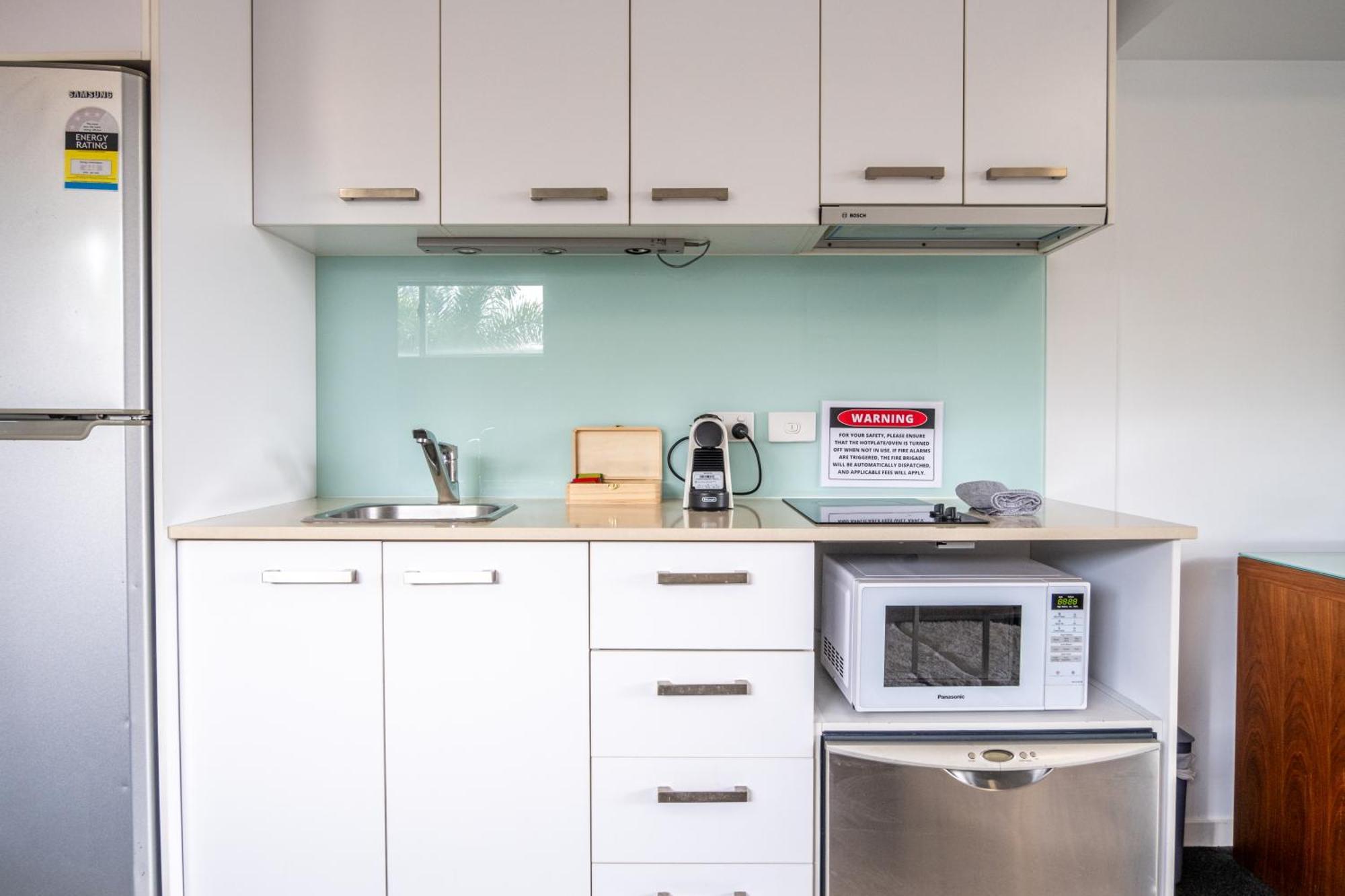 C Woolloongabba Apartment