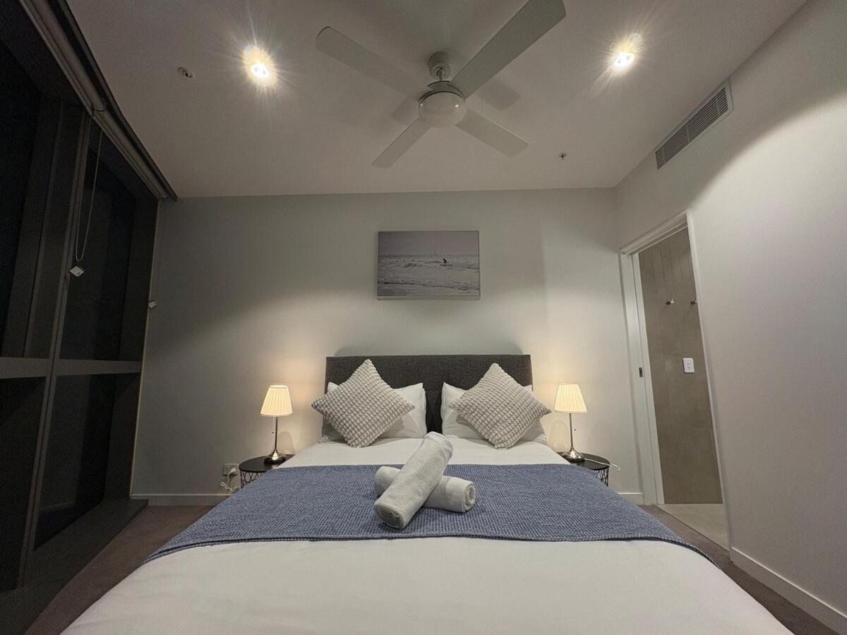 Apartment 2b2b Retreat Land In Queens Wharf Brisbane