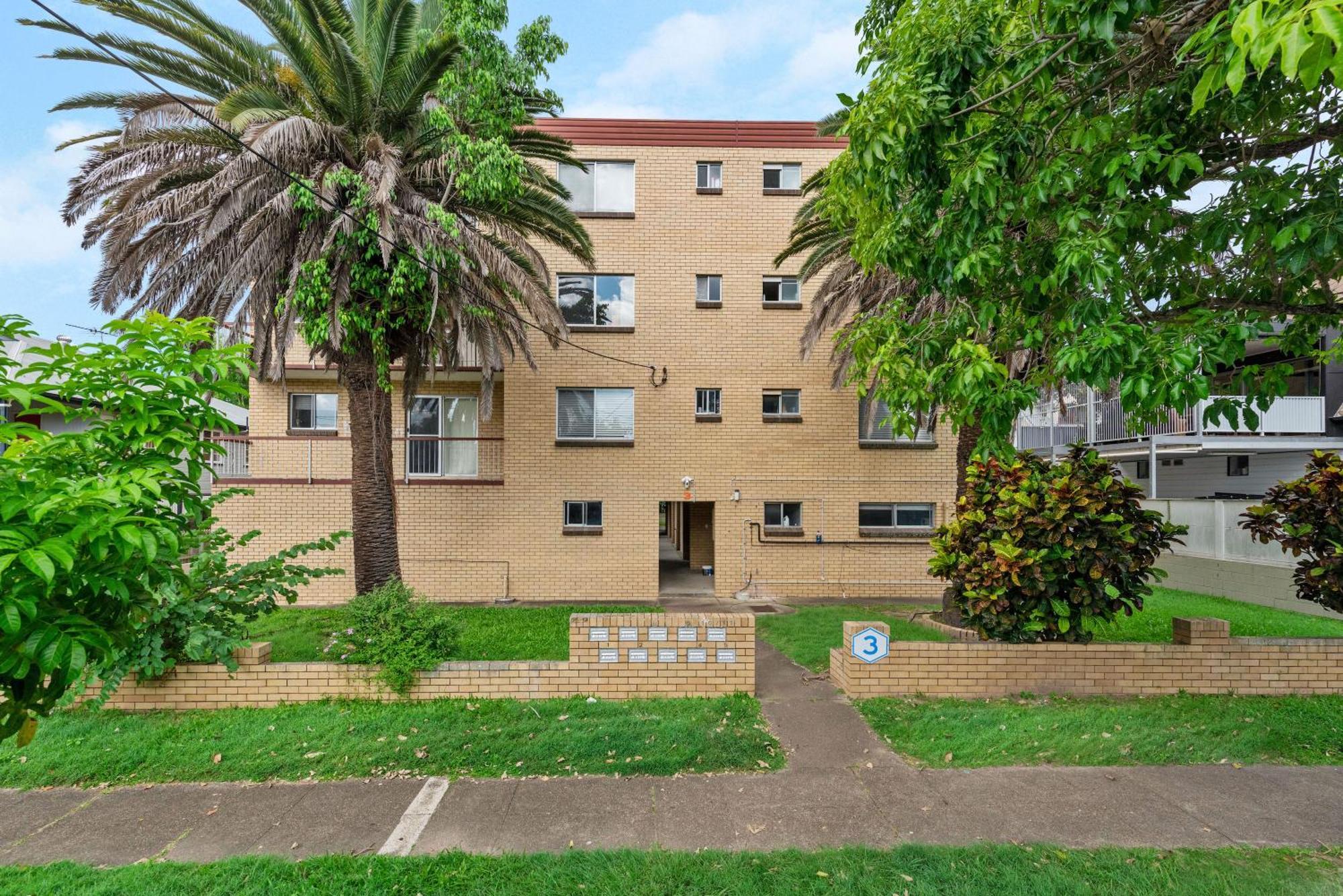 Stylish 3brm With Views,free Parking & Wifi
