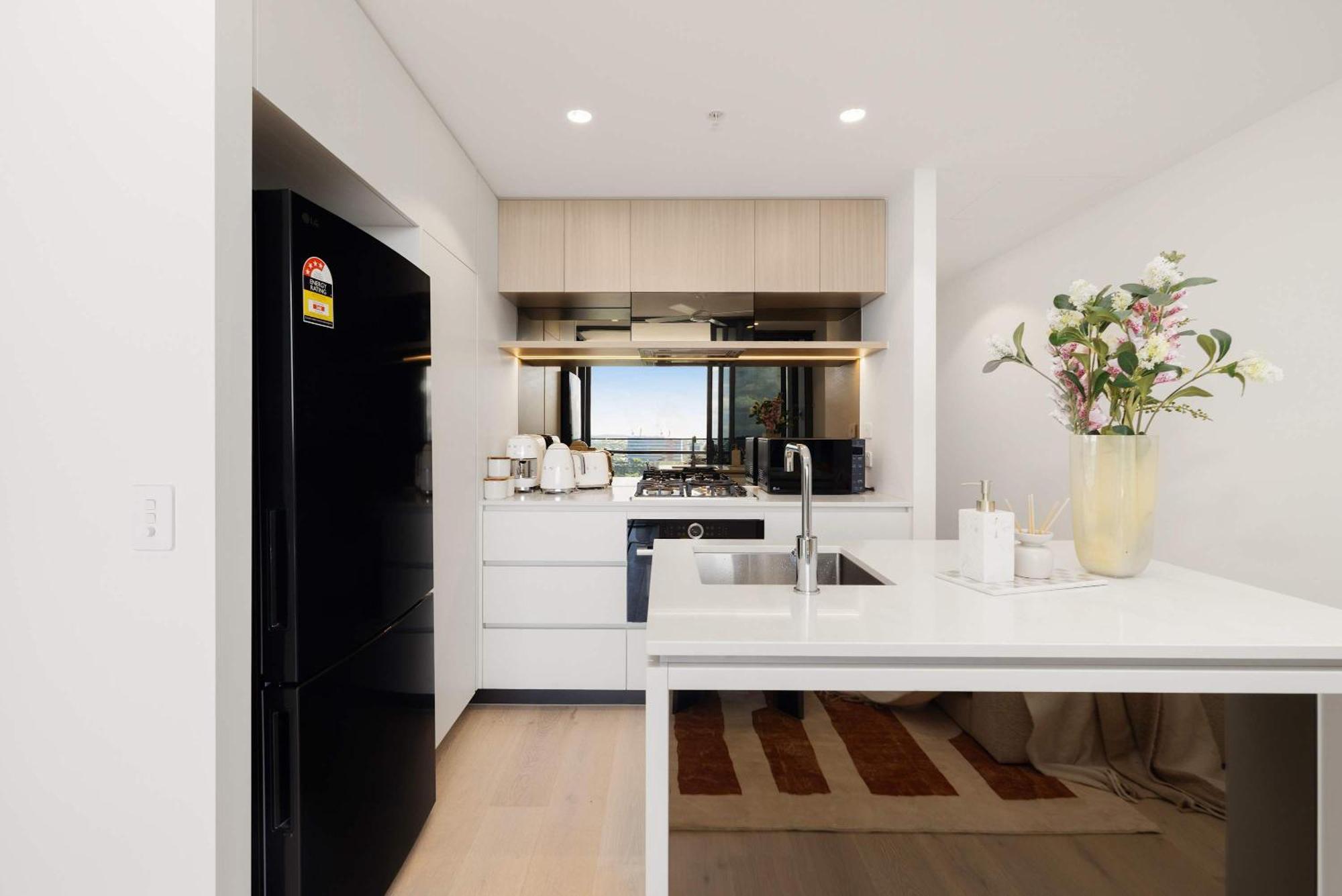 Queens Wharf Gem Stylish 1br In Bnesnew Landmark Apartment Brisbane