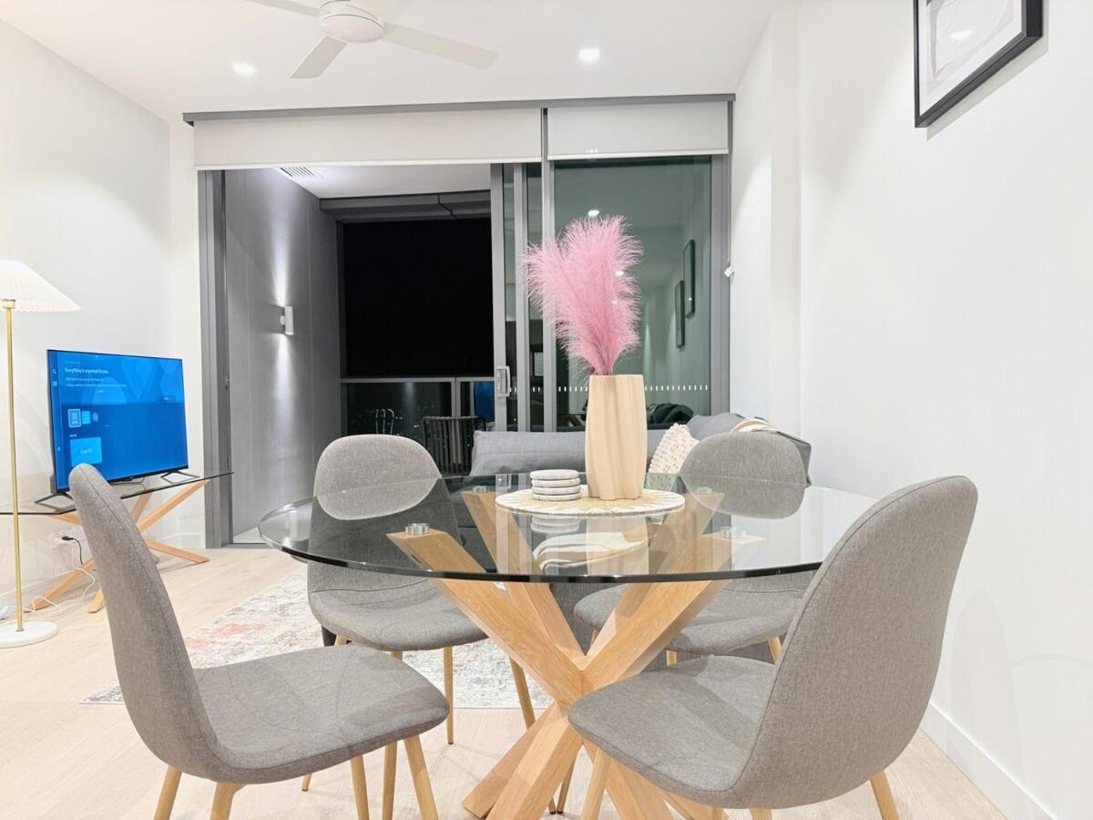 Apartment Serene 2bed With Pool & River Views At Queens Wharf Brisbane