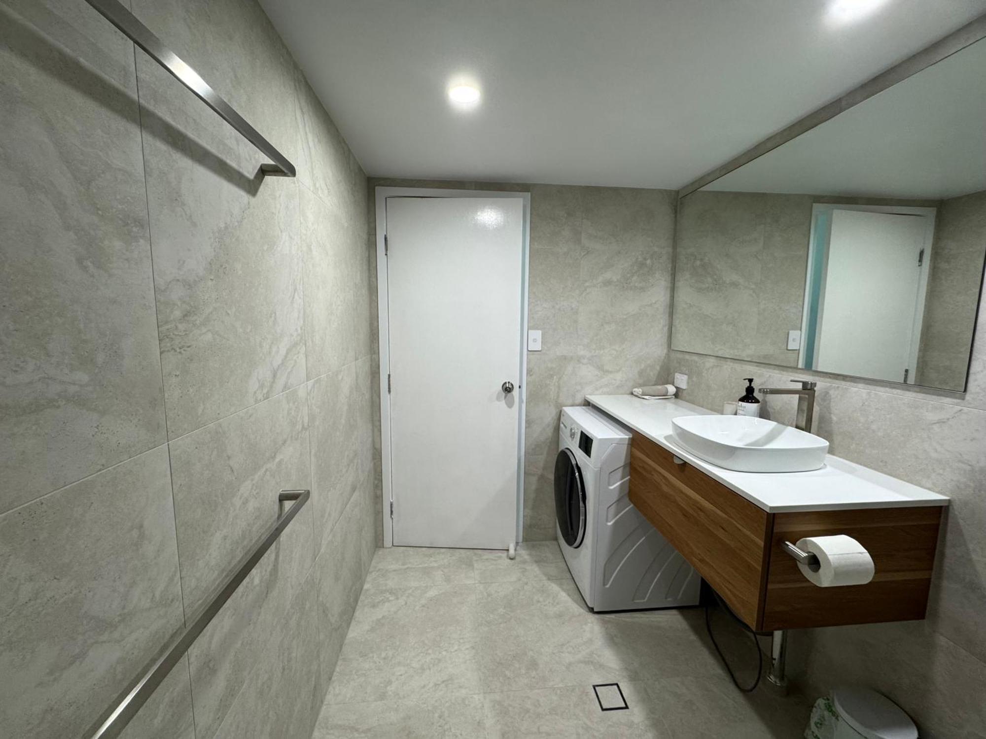 Apartment Cathedral Place