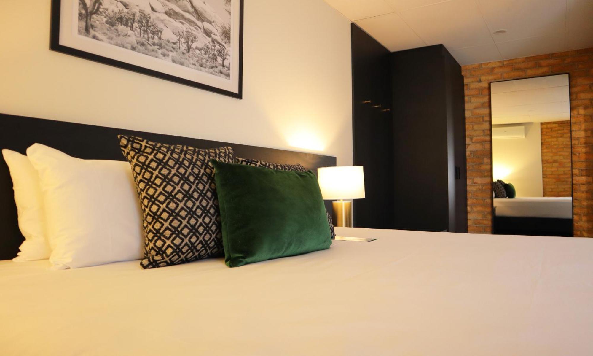 Hotel Quality Robertson Gardens 4*