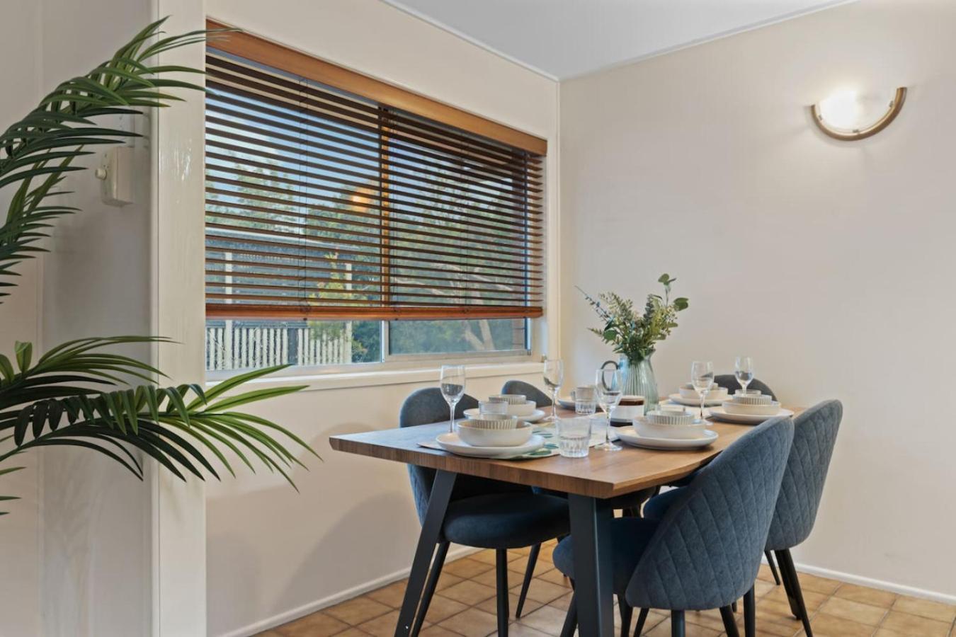 Holiday home Family Friendly 4br Near Shops And Parks *
