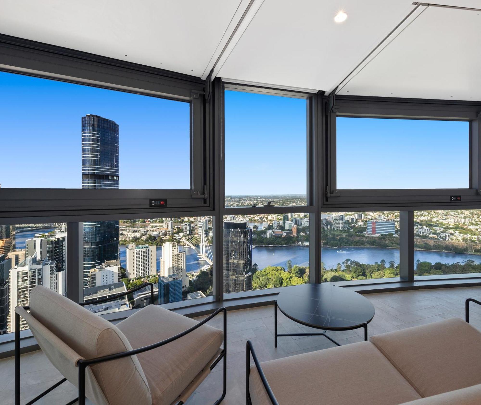 Queen's Wharf Residences Aparthotel 4*