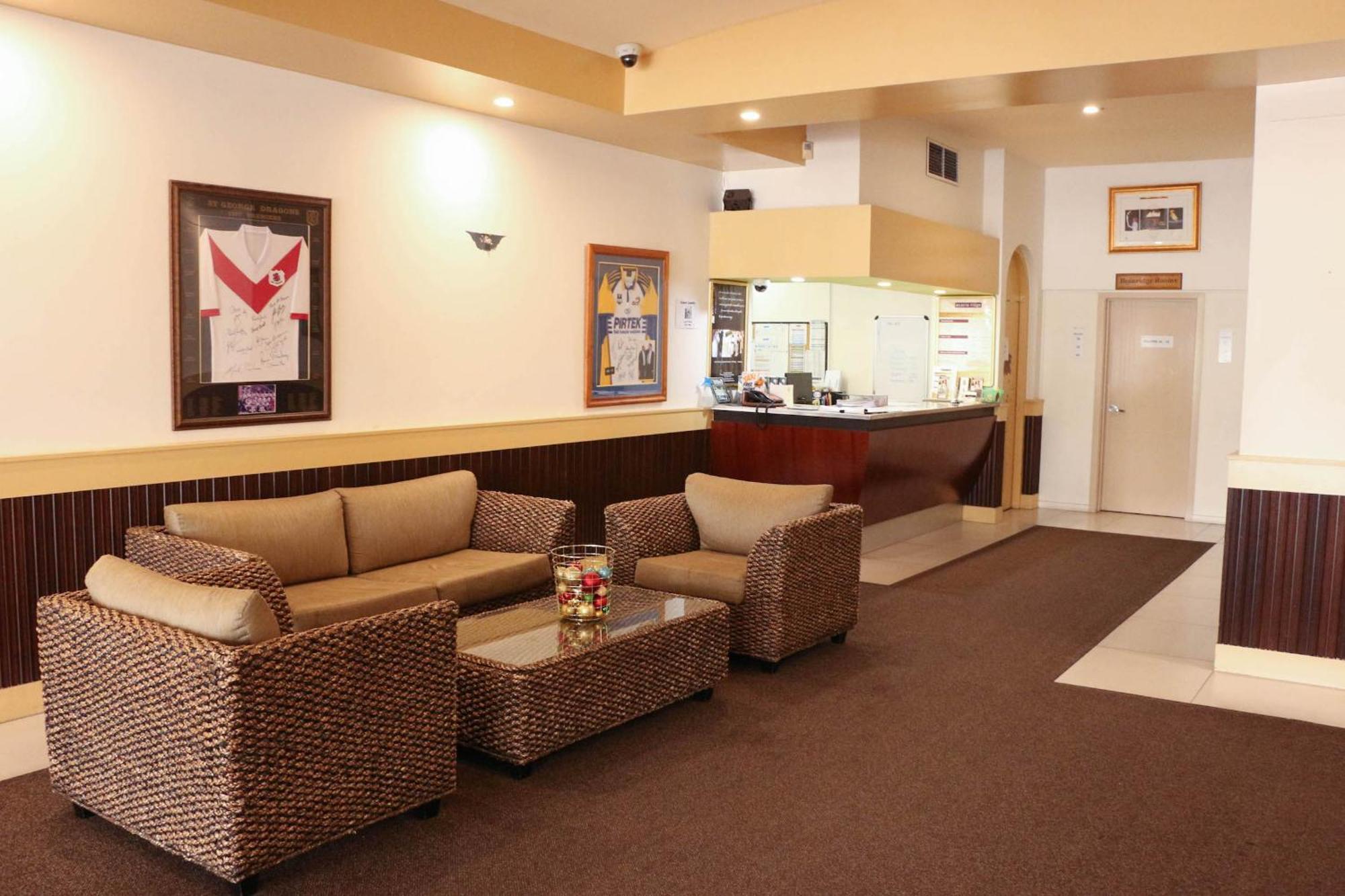 Acacia Ridge & Motel 3*