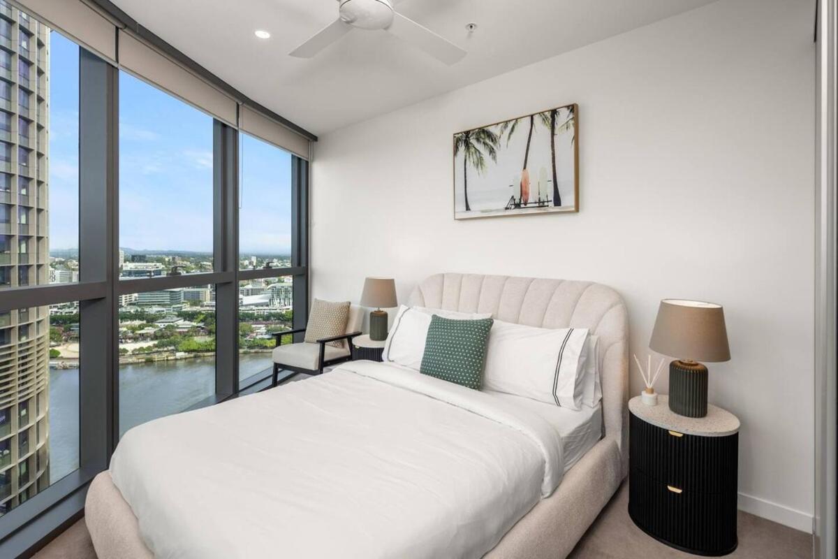 New Luxe 2br Queens Wharf Apartment Brisbane