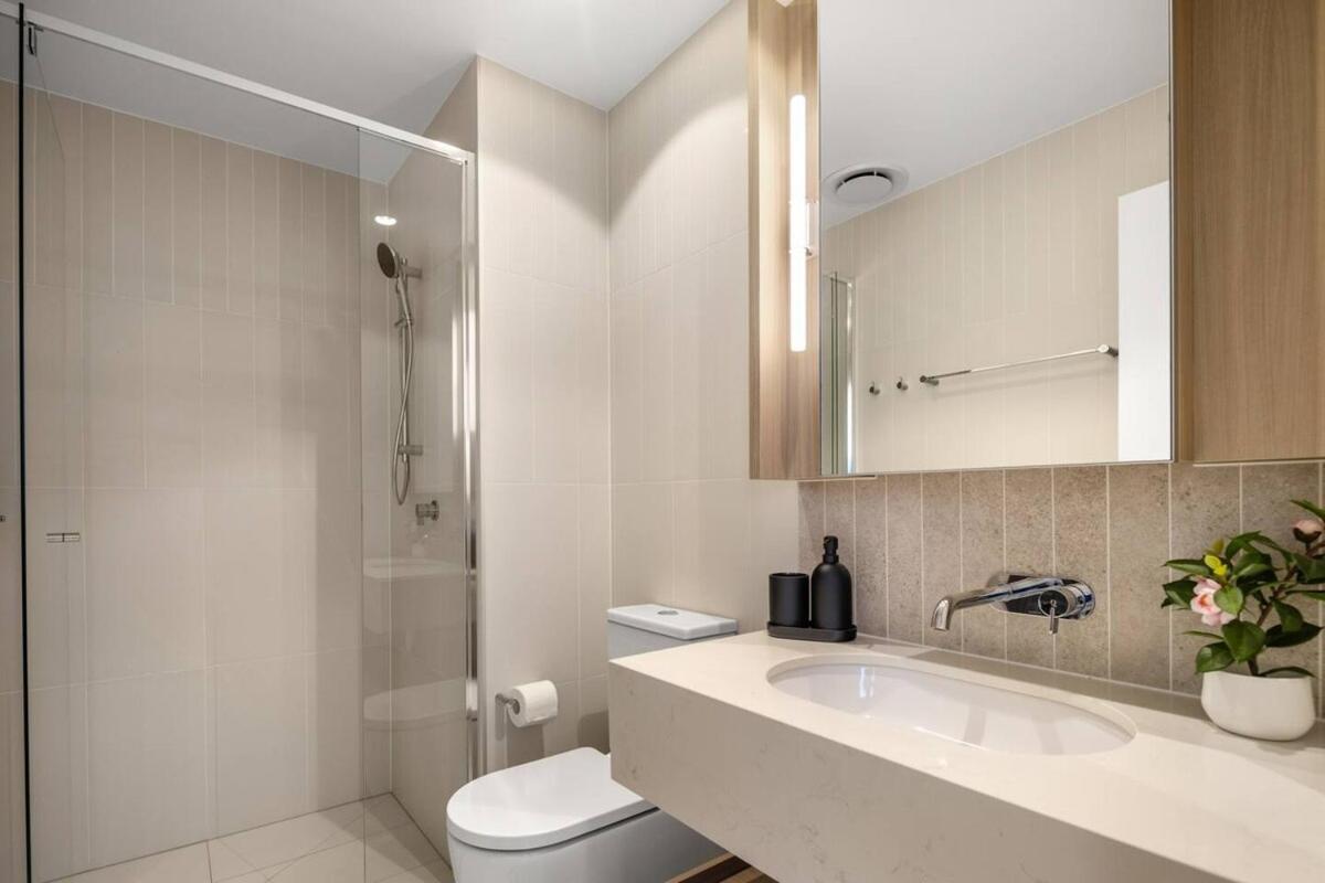 Apartment New Luxe 2br Queens Wharf