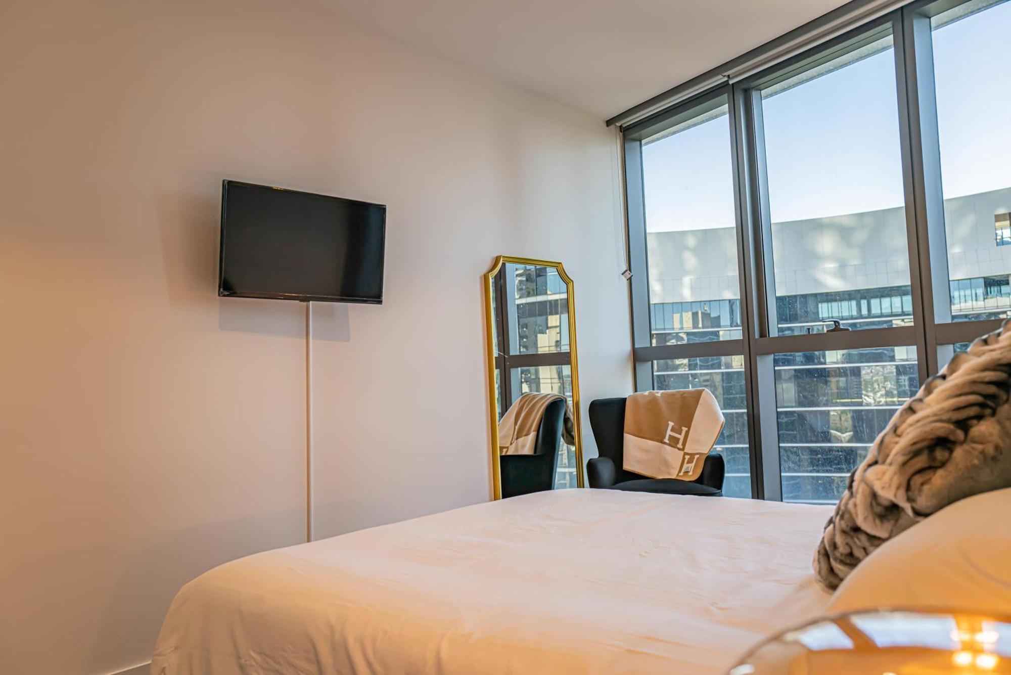 Riverside Reverie French Luxury At Bne Casino Apartment