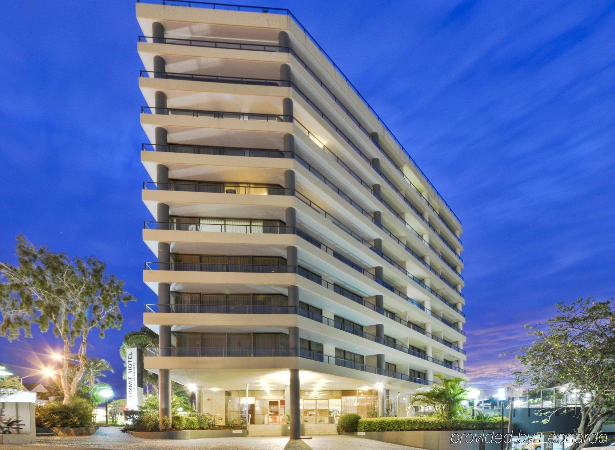 Aparthotel Summit 4*