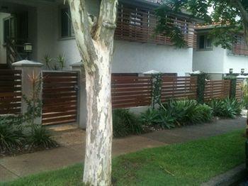 Street Aparthotel 3*