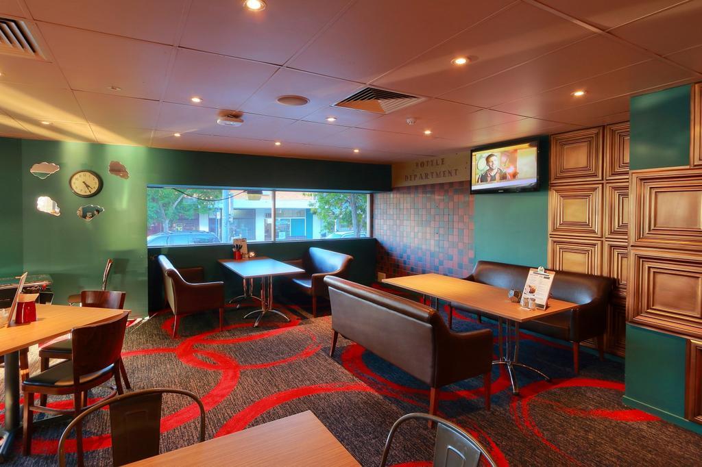 Hotel Of Wales 3*