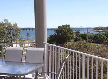 Hotel On The Bay Bribie Island