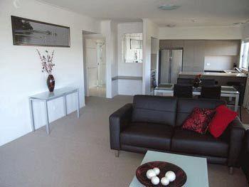 Hotel On The Bay Bribie Island 4*