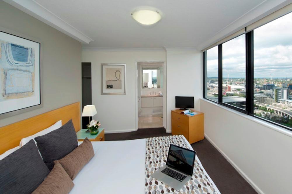 Aparthotel Park Regis North Quay
