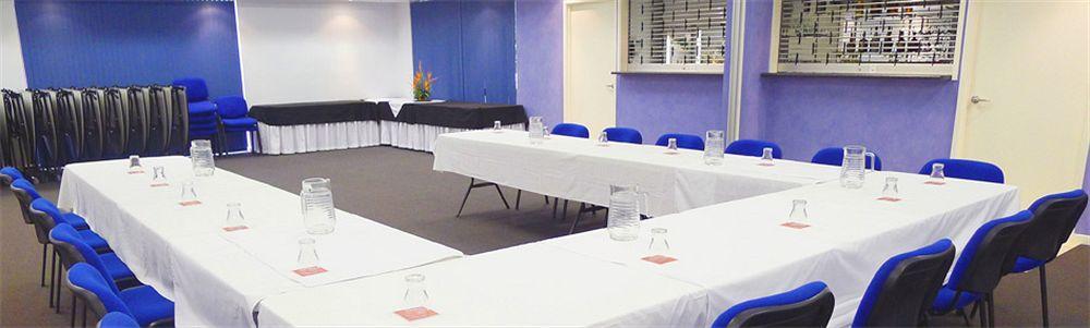 Darra & Conference Centre 3*