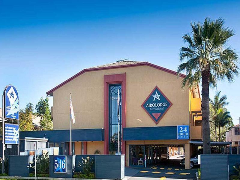 Airolodge International Motel 4*