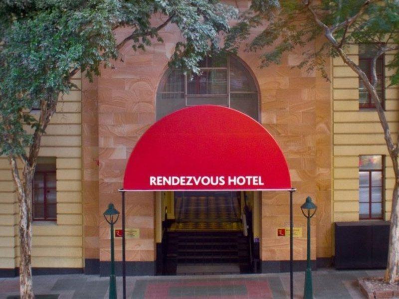 Adina Anzac Square 4*