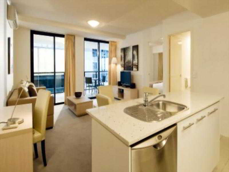 Aparthotel Oaks River 4*