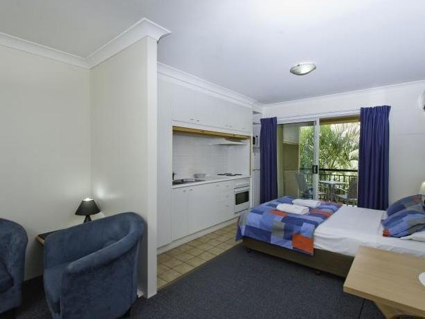 Aparthotel Milton 4*