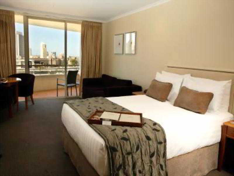 Hotel Rydges South Bank