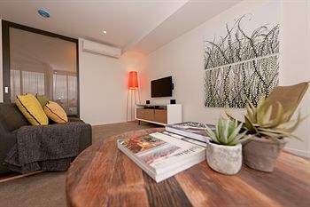 Aparthotel Vine South 4*