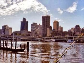 Paramount 3* Brisbane