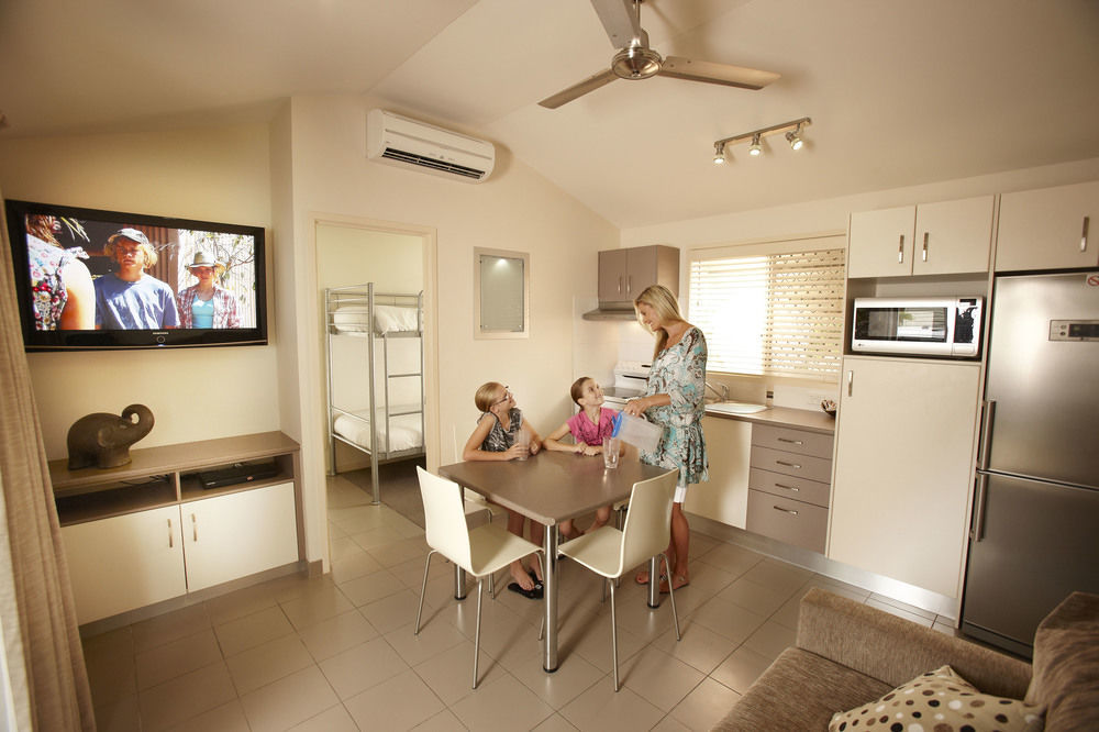 Village 4* Brisbane