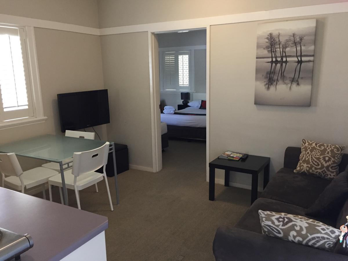 Aparthotel Street 3*