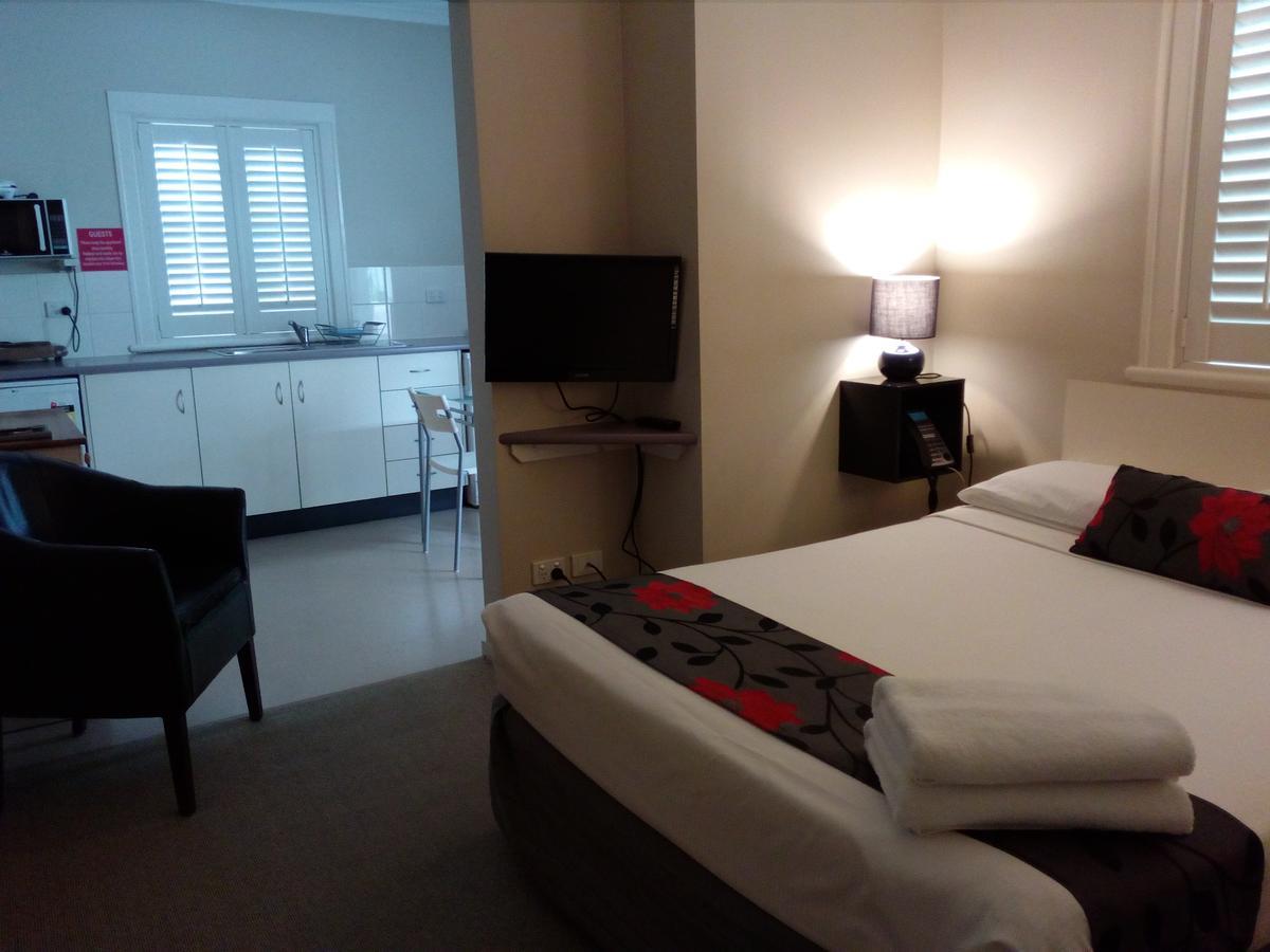 Aparthotel Street 3*