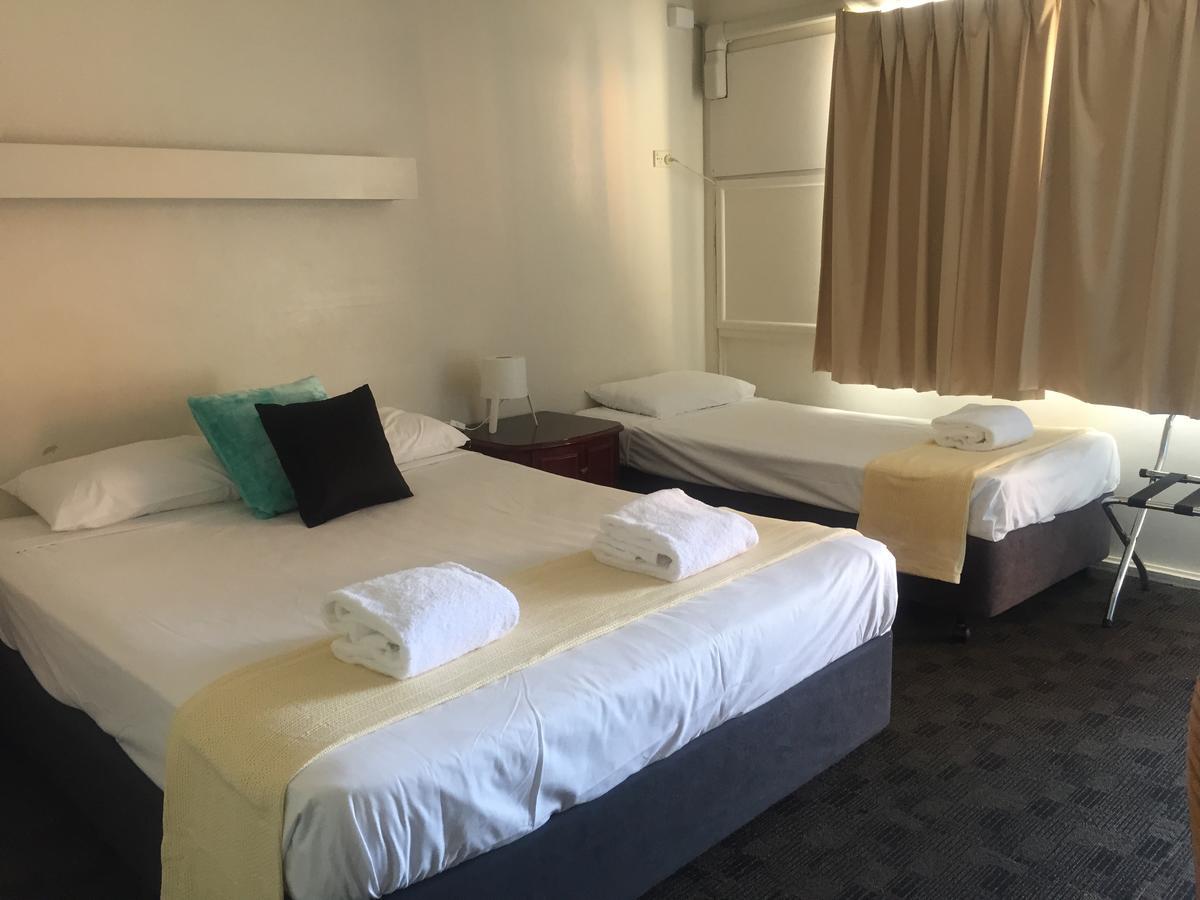 Southbank 3*