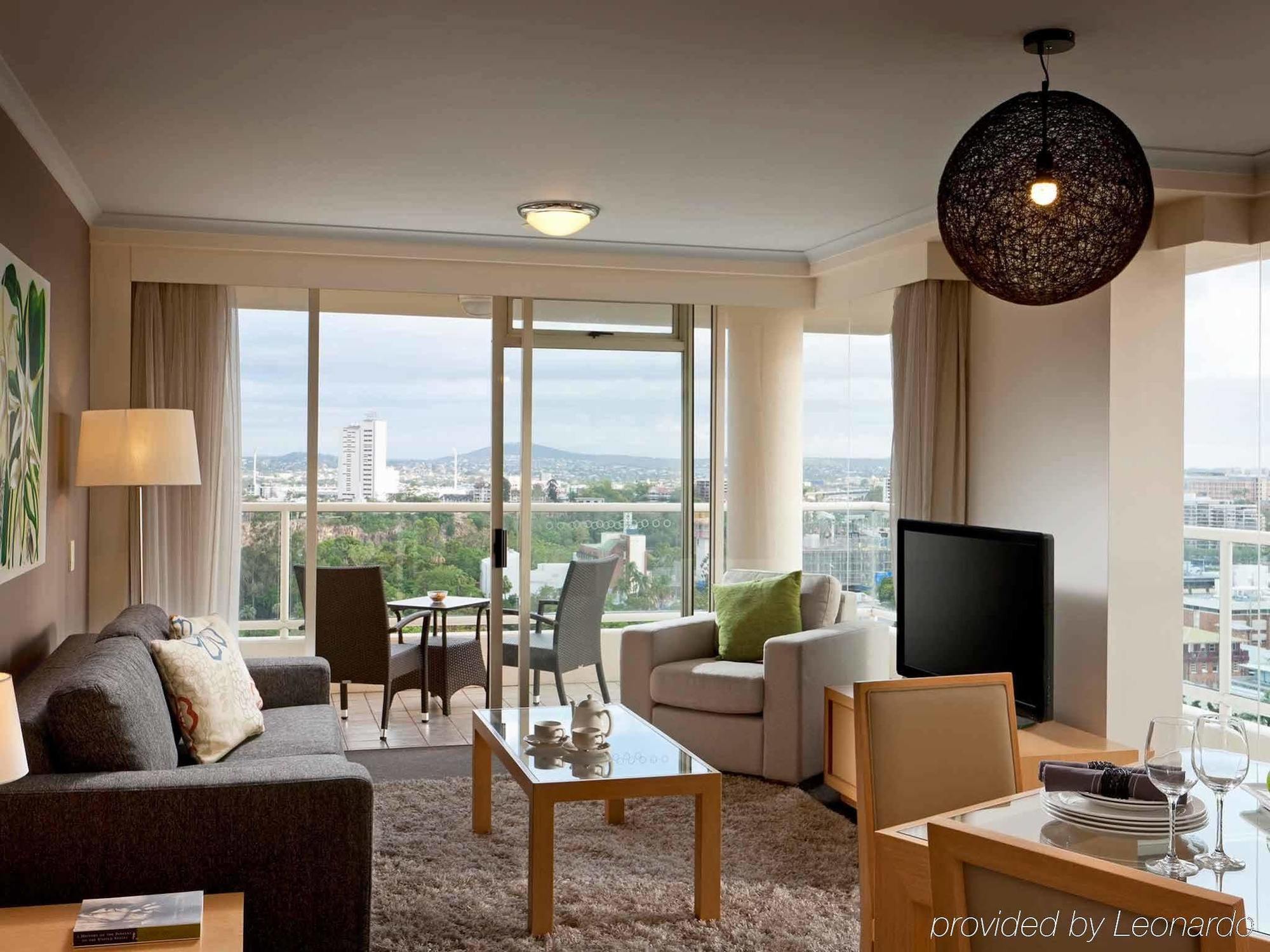 Aparthotel The Sebel Quay West