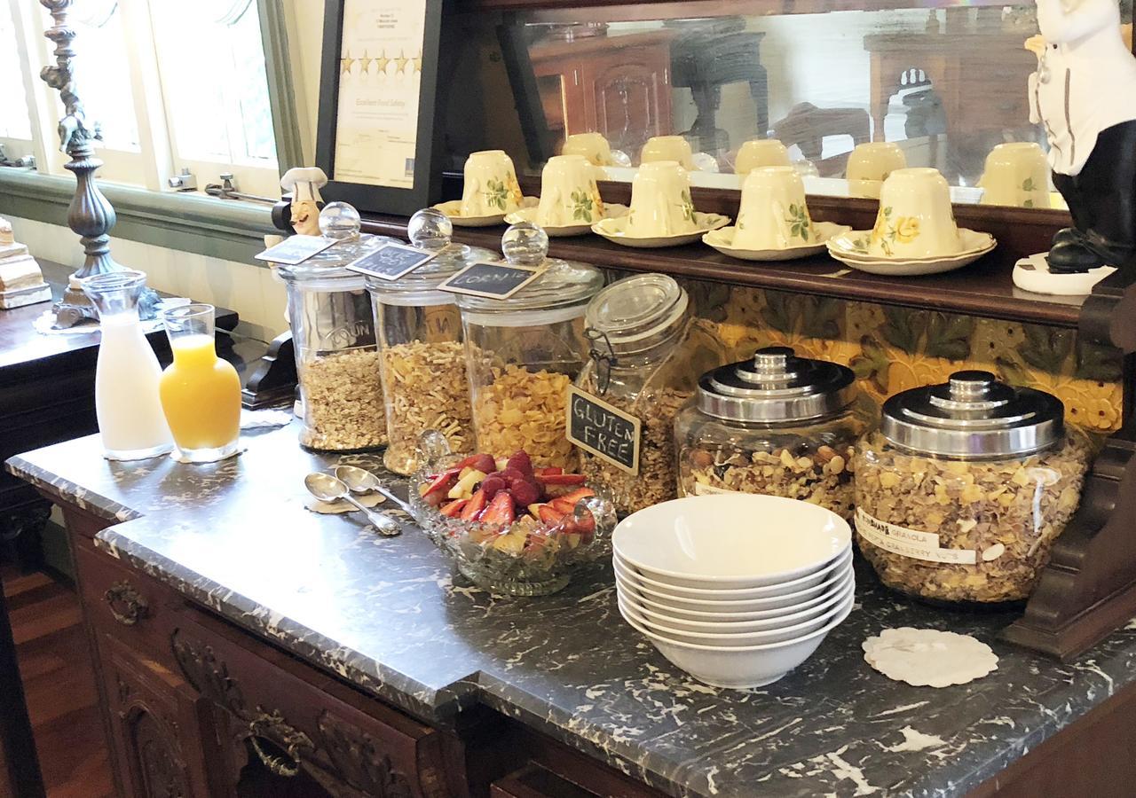 Number 12 Bed & Breakfast 4*