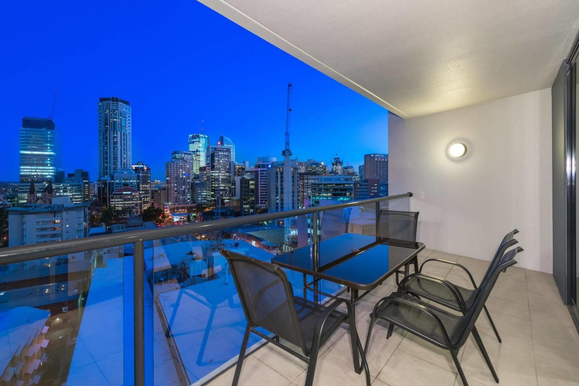 Tribeca Aparthotel