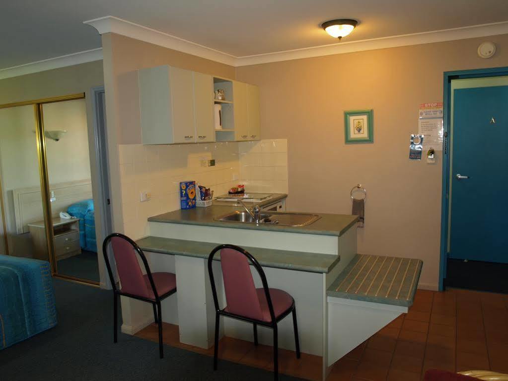 Albion Manor Motel