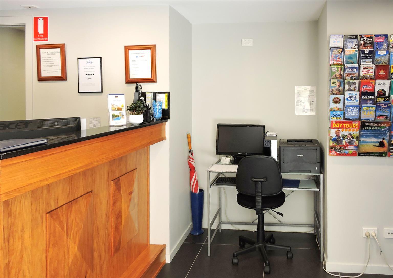 Motel Best Western Airport 85