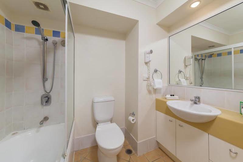 Aparthotel West End 4*