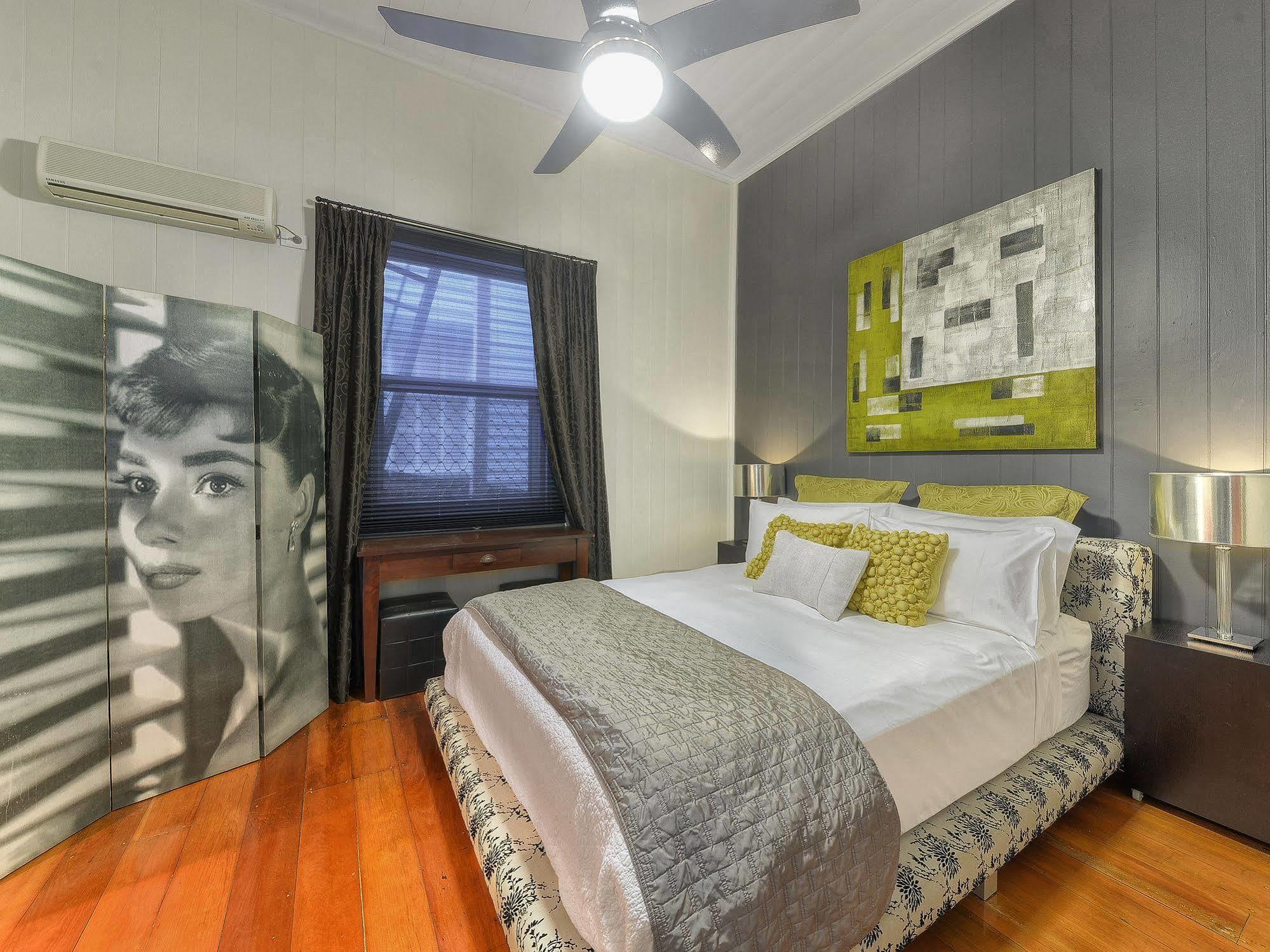 One Thornbury 4* Brisbane
