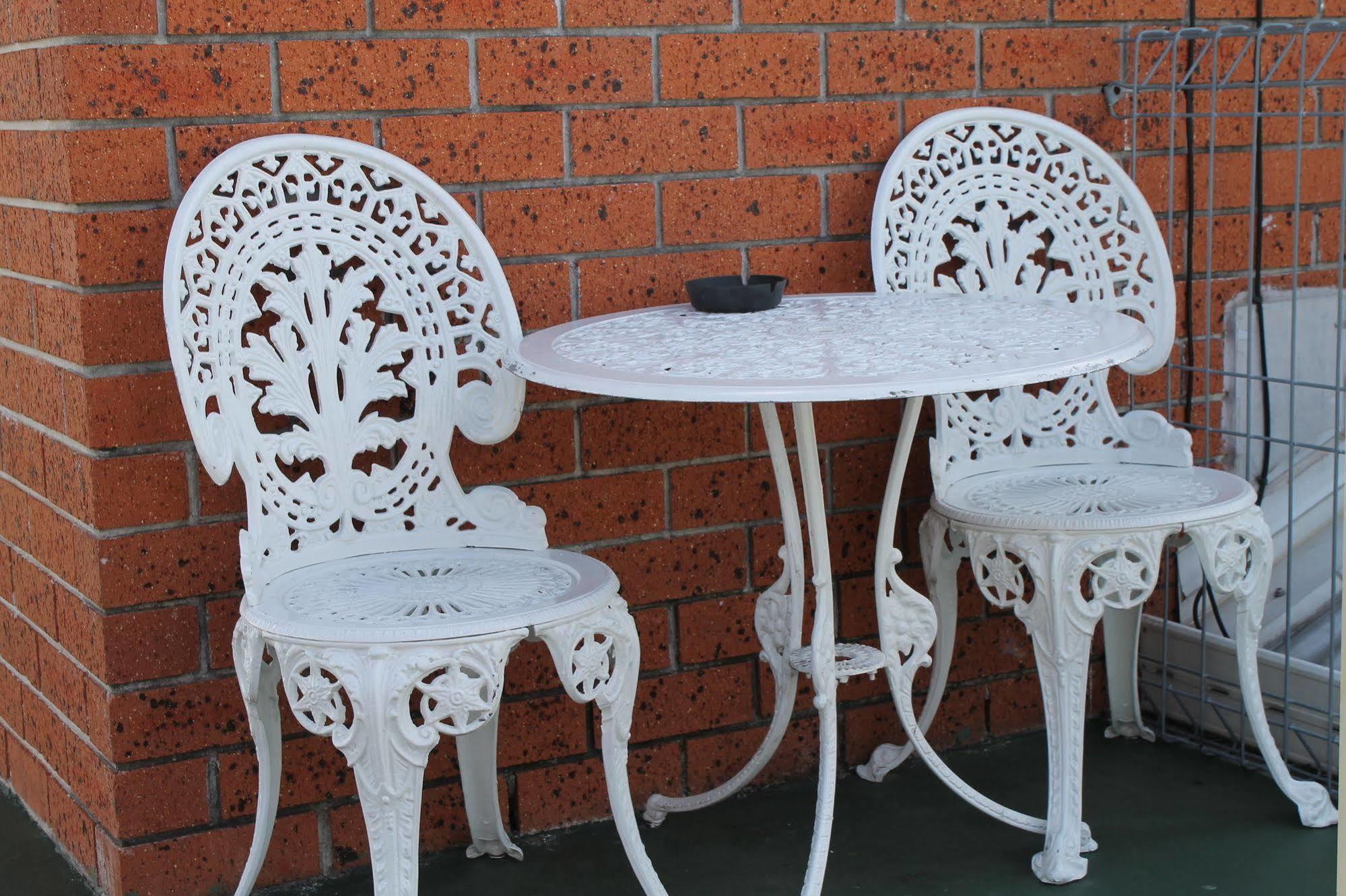 Greenslopes Motor 3*