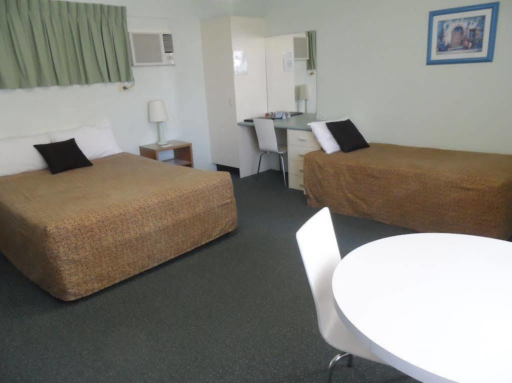 Paramount Motel 3*