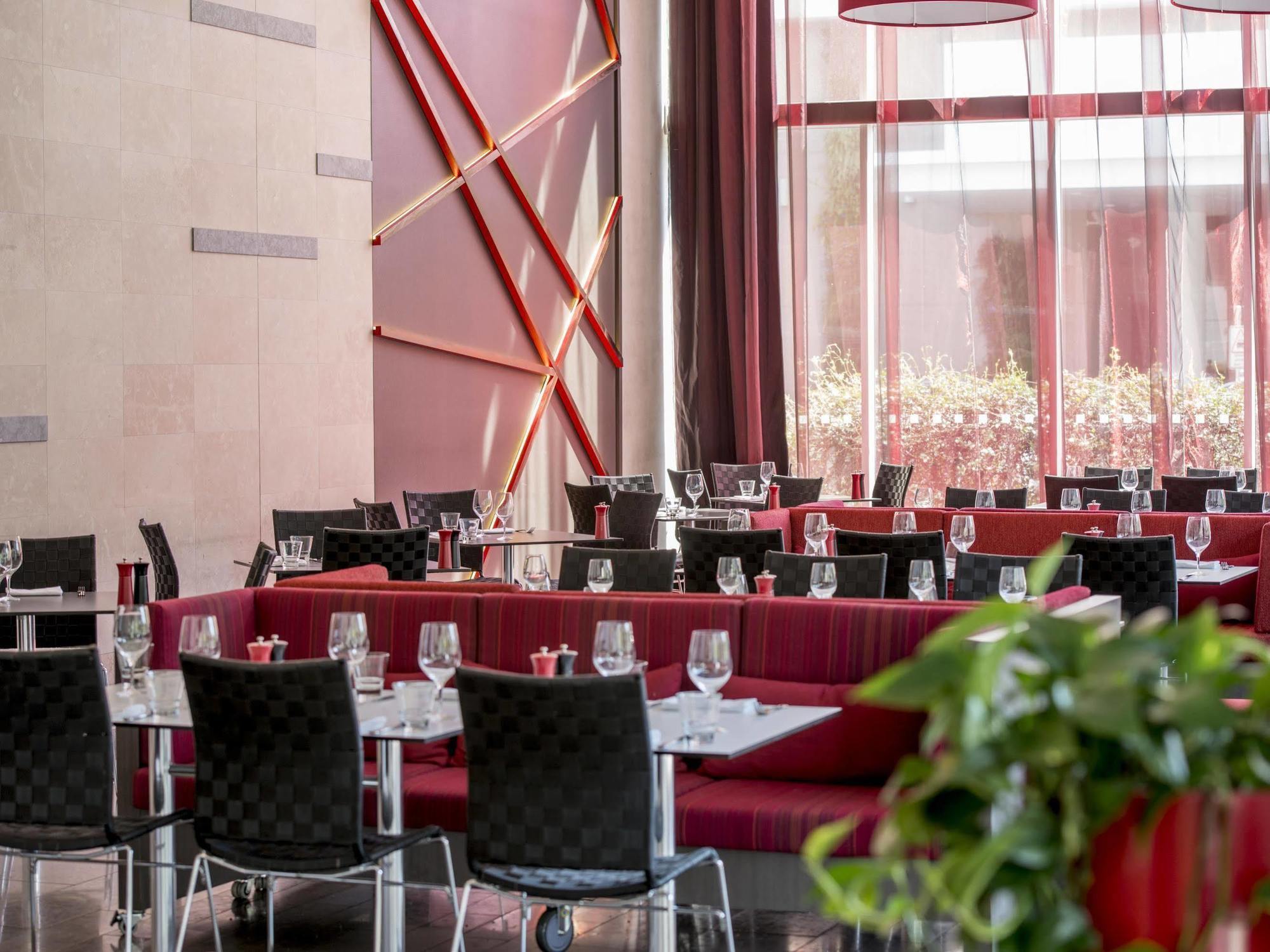Mantra South Bank 4*