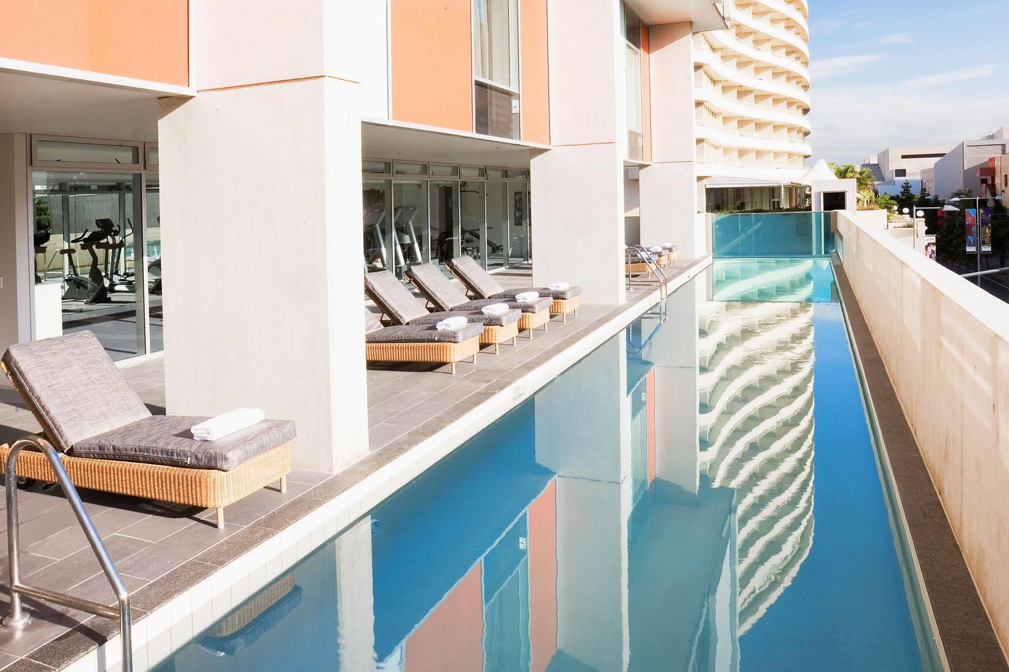 Hotel Mantra South Bank 4*
