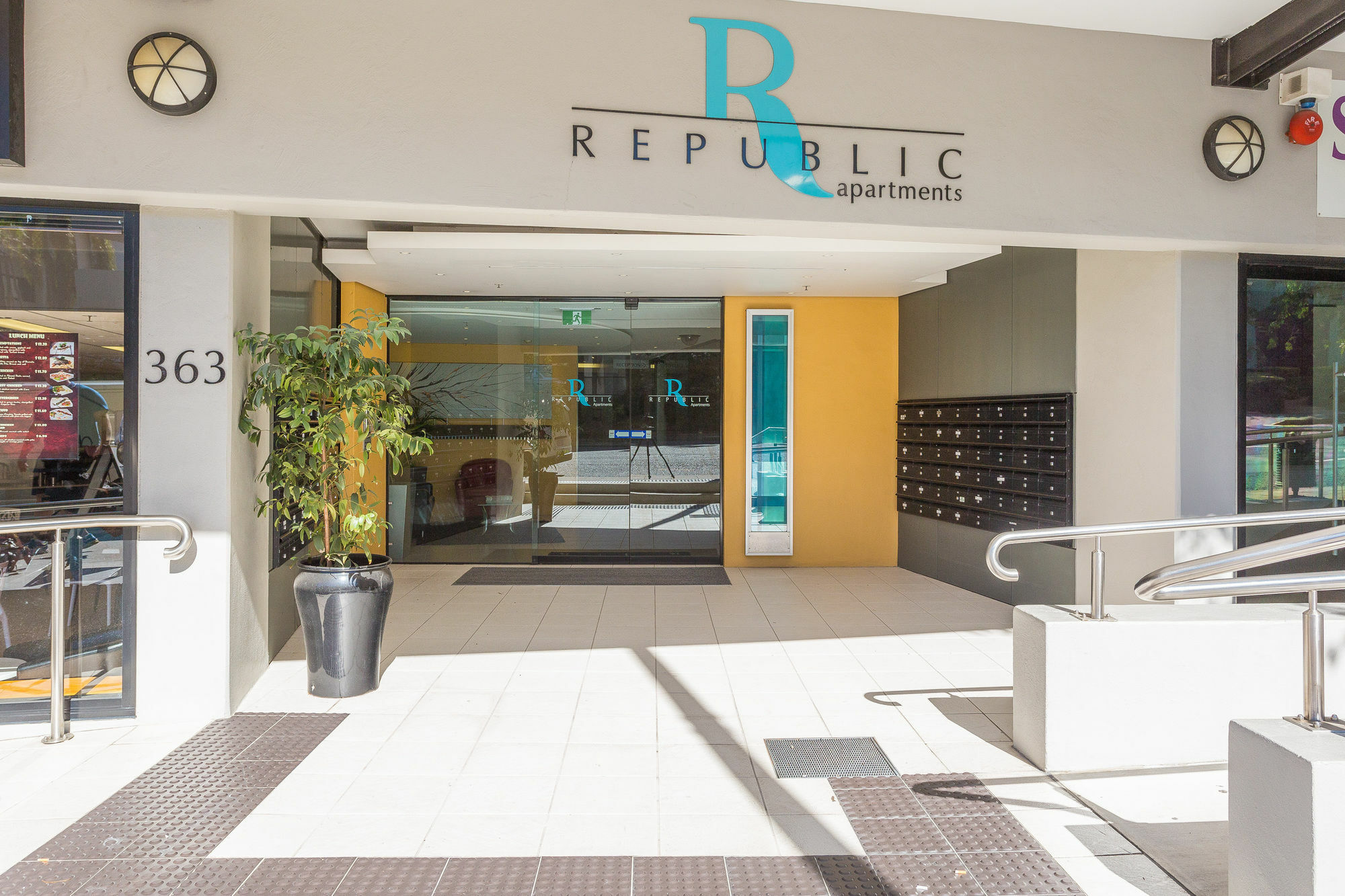 Republic City 4*